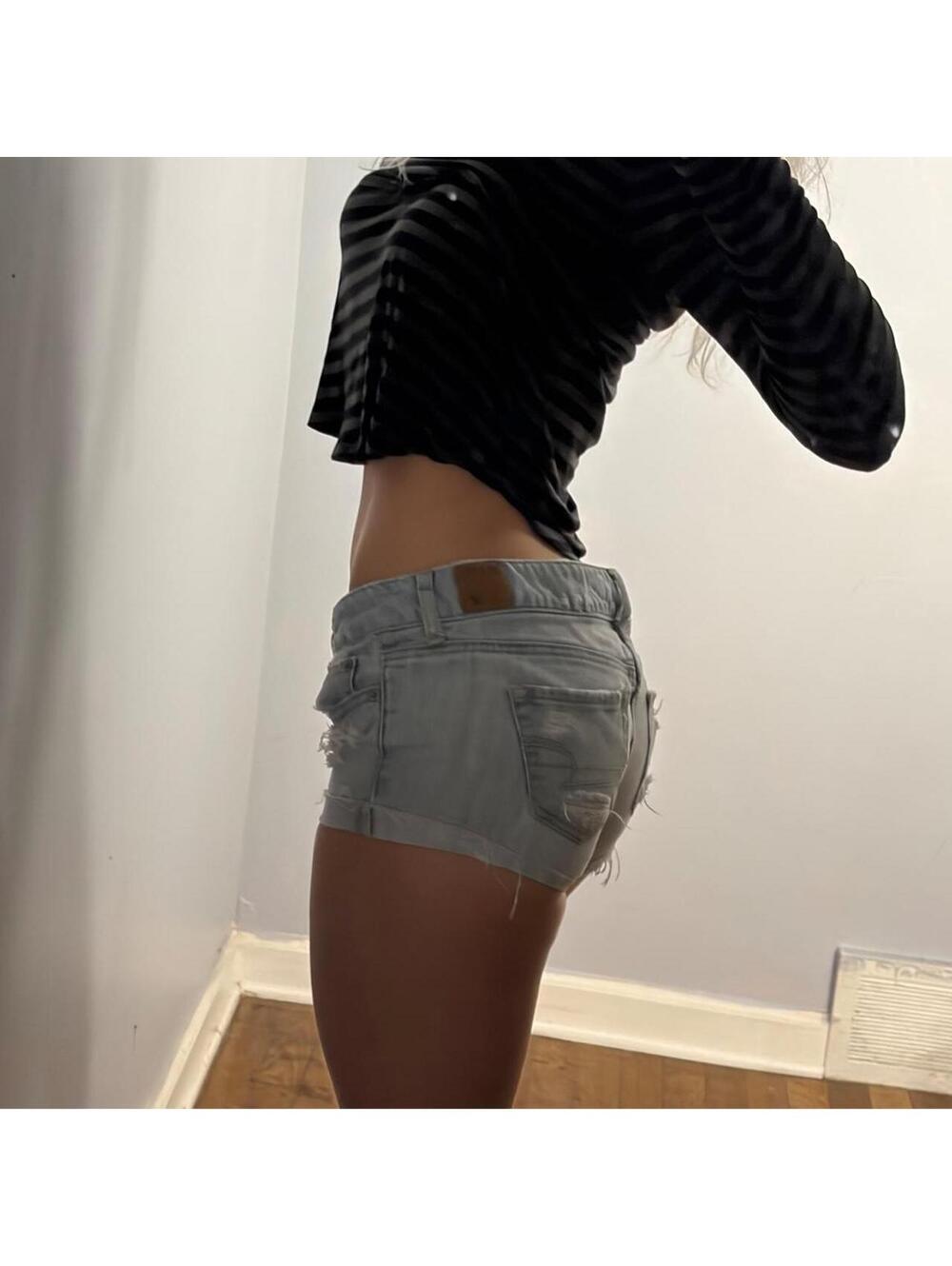 vintage Y2K American Eagle denim microshorts - Picture 8 of 8